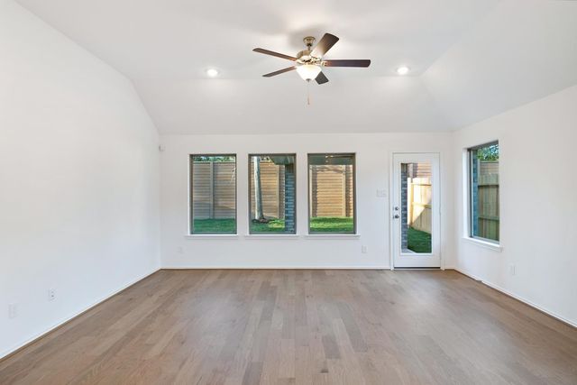9535 Sierra Crest Lane, Porter, TX 77365