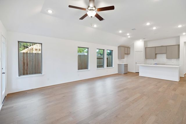 9535 Sierra Crest Lane, Porter, TX 77365