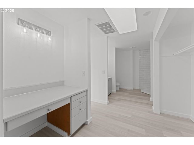 6725 Se MABEL Ave, Milwaukie, OR 97267