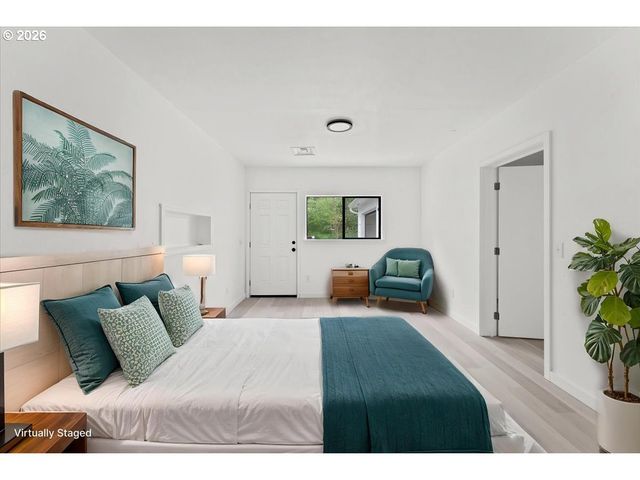 6725 Se MABEL Ave, Milwaukie, OR 97267