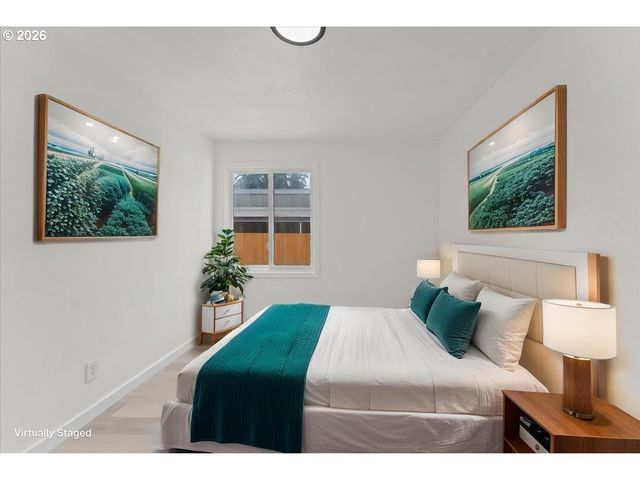 6725 Se MABEL Ave, Milwaukie, OR 97267