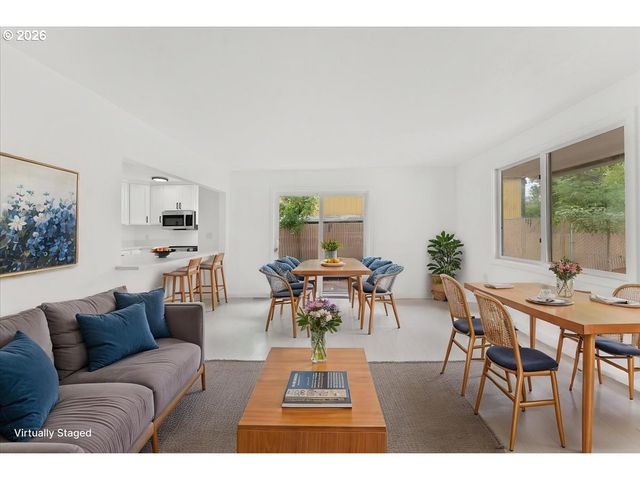 6725 Se MABEL Ave, Milwaukie, OR 97267