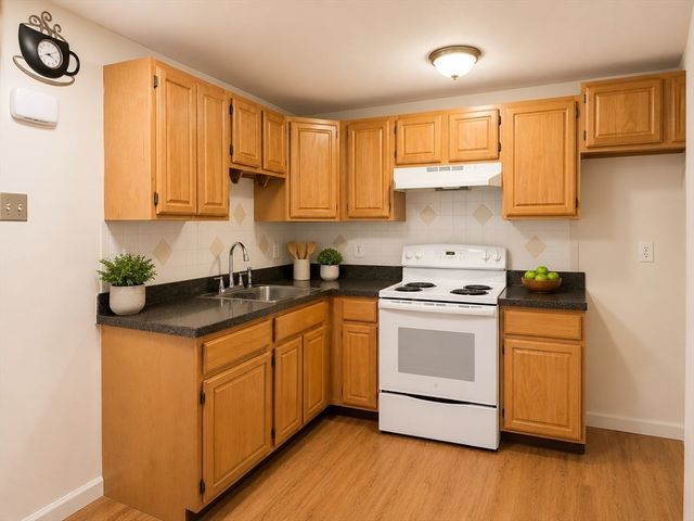 69 W Elm Ter 1, Brockton, MA 02301