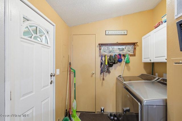 5970 W Massachusetts ST, Spirit Lake, ID 83869