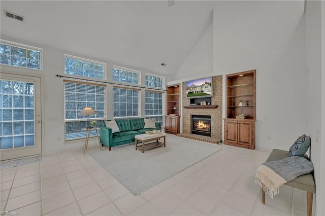 3189 Barbour DR, Virginia Beach, VA 23456