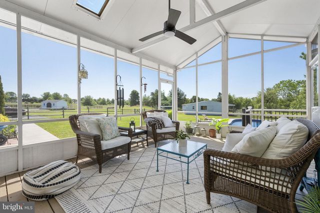 624 FAGLEYSVILLE RD, Perkiomenville, PA 18074