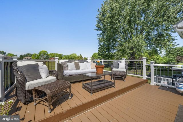 624 FAGLEYSVILLE RD, Perkiomenville, PA 18074