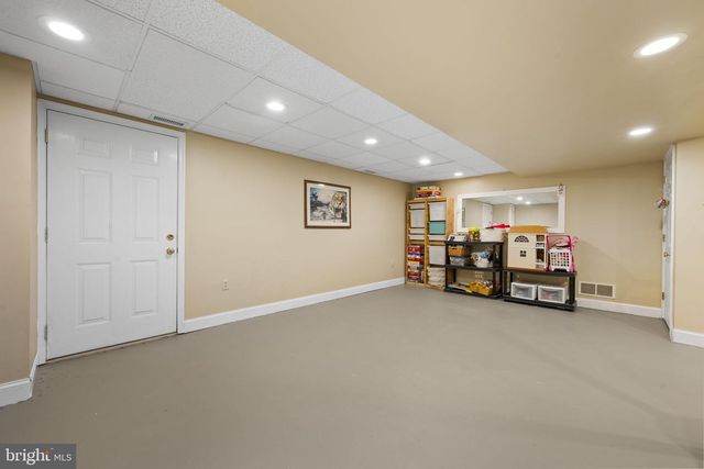 624 FAGLEYSVILLE RD, Perkiomenville, PA 18074