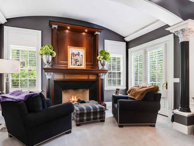 875 Country Club Road, St. Charles, IL 60174