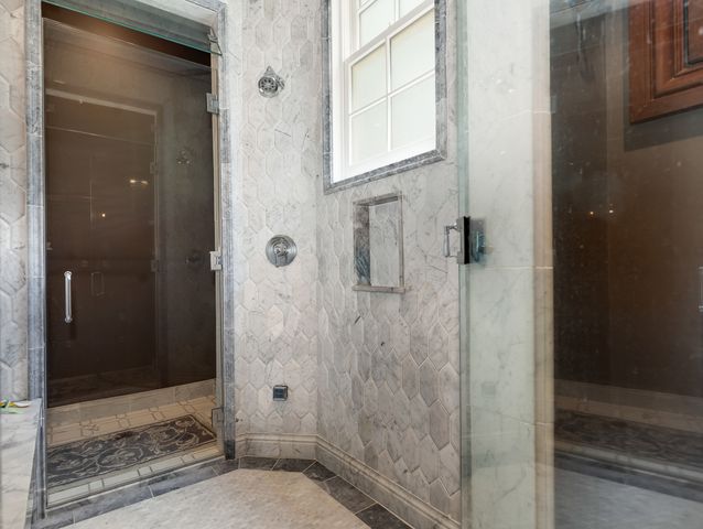 875 Country Club Road, St. Charles, IL 60174