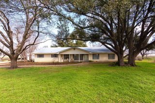 3310 N Main ST, Taylor, TX 76574