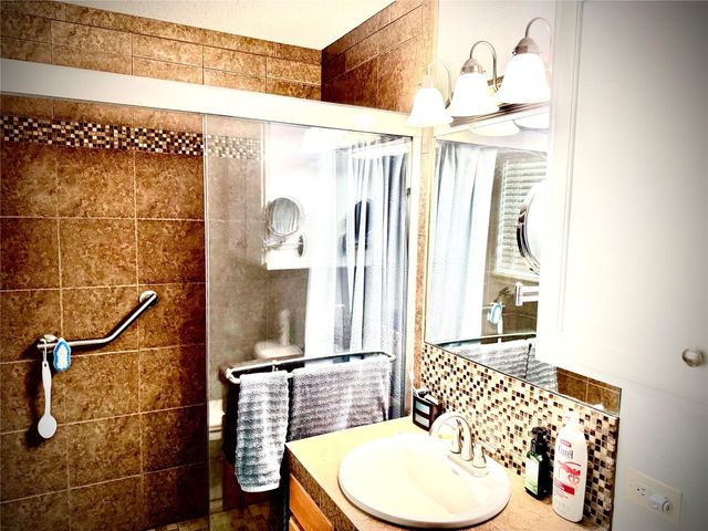 189 Wakefield Lane, Wharton, TX 77488