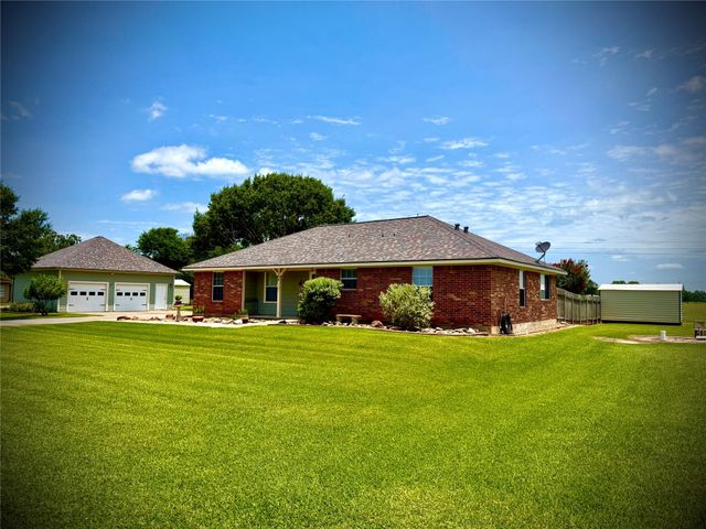 189 Wakefield Lane, Wharton, TX 77488