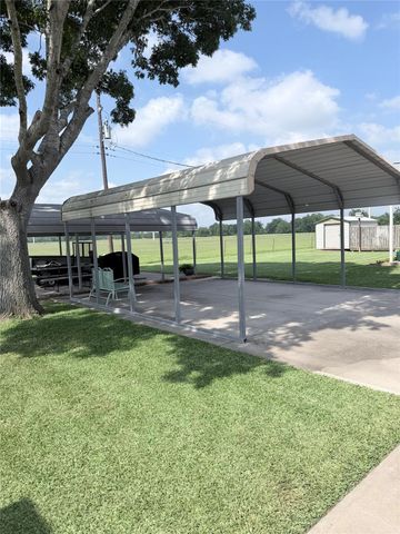 189 Wakefield Lane, Wharton, TX 77488