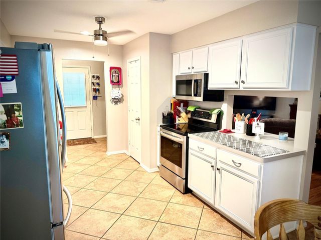 189 Wakefield Lane, Wharton, TX 77488