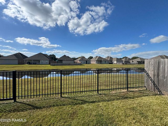 406 Gray Birch Loop, Youngsville, LA 70592