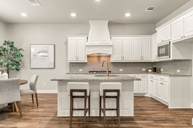 8313 Cotton Belt Lane, North Richland Hills, TX 76182