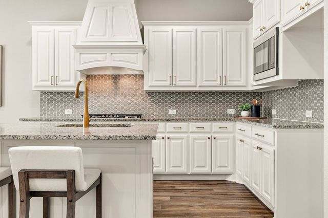 8313 Cotton Belt Lane, North Richland Hills, TX 76182
