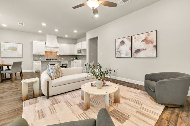 8313 Cotton Belt Lane, North Richland Hills, TX 76182