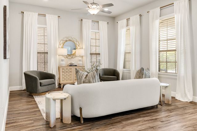 8313 Cotton Belt Lane, North Richland Hills, TX 76182