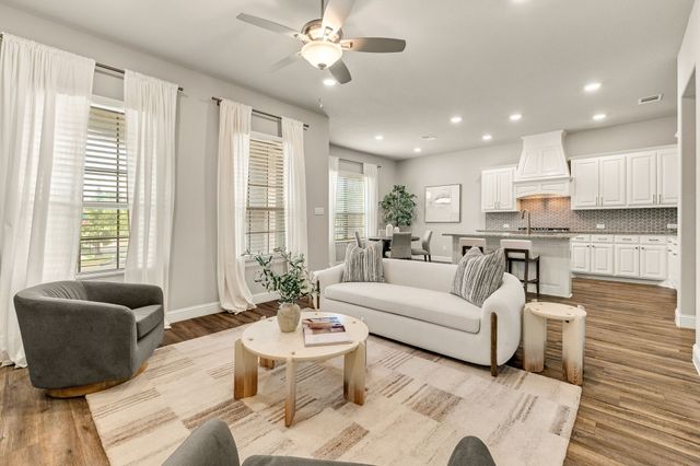 8313 Cotton Belt Lane, North Richland Hills, TX 76182