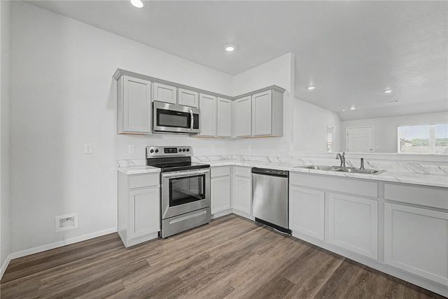 908 W Aiden Drive, Siloam Springs, AR 72761