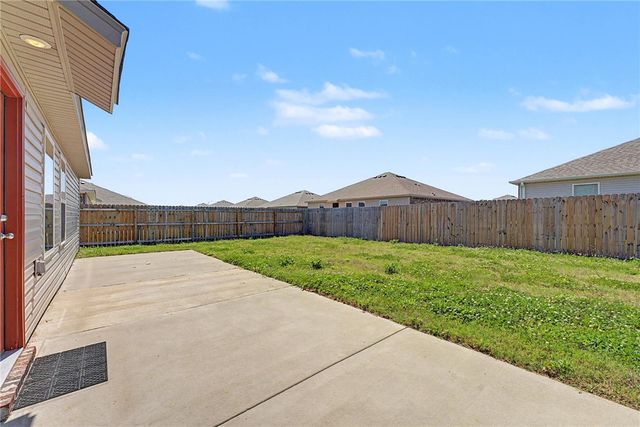 908 W Aiden Drive, Siloam Springs, AR 72761