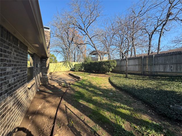 5305 Bright Star Trail, Arlington, TX 76017