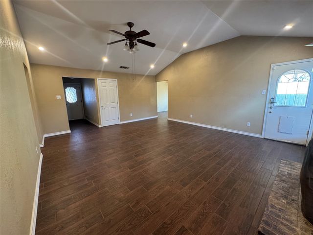 5305 Bright Star Trail, Arlington, TX 76017