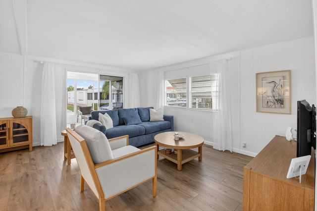 53002 Del Rio Bay, Boynton Beach, FL 33436