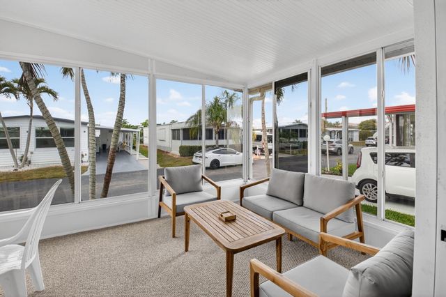 53002 Del Rio Bay, Boynton Beach, FL 33436