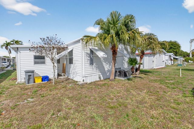 53002 Del Rio Bay, Boynton Beach, FL 33436