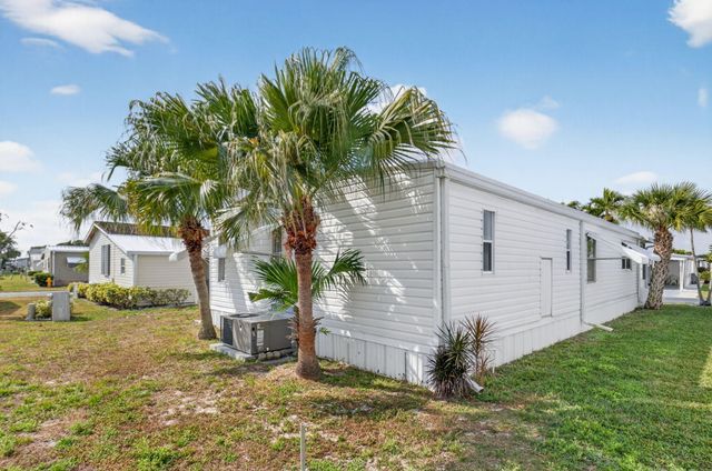 53002 Del Rio Bay, Boynton Beach, FL 33436