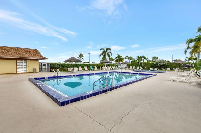 53002 Del Rio Bay, Boynton Beach, FL 33436