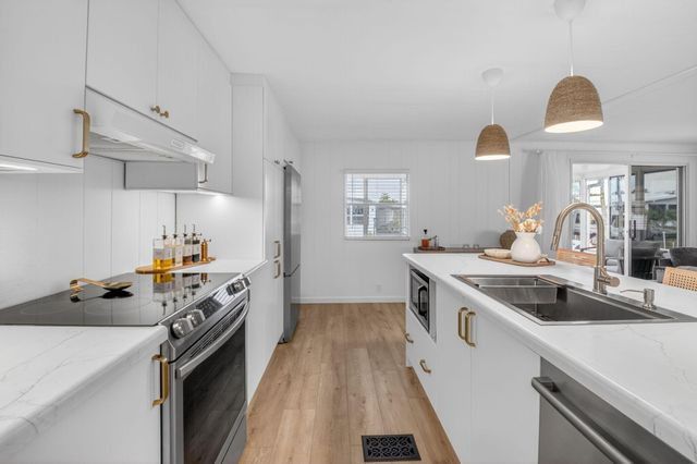 53002 Del Rio Bay, Boynton Beach, FL 33436