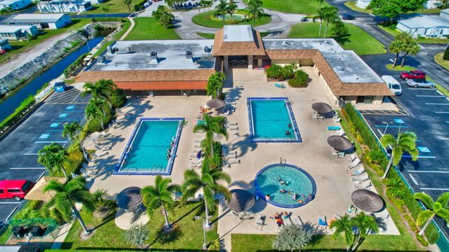 53002 Del Rio Bay, Boynton Beach, FL 33436