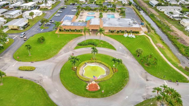 53002 Del Rio Bay, Boynton Beach, FL 33436