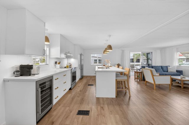 53002 Del Rio Bay, Boynton Beach, FL 33436