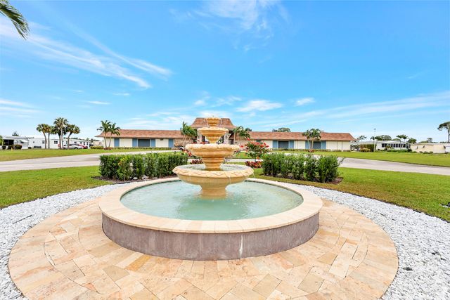 53002 Del Rio Bay, Boynton Beach, FL 33436