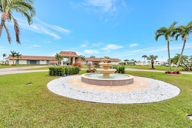 53002 Del Rio Bay, Boynton Beach, FL 33436