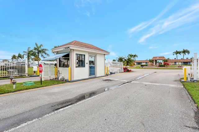 53002 Del Rio Bay, Boynton Beach, FL 33436