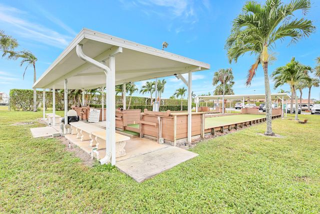 53002 Del Rio Bay, Boynton Beach, FL 33436