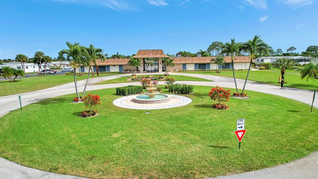53002 Del Rio Bay, Boynton Beach, FL 33436