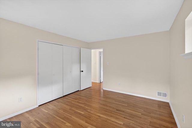 7818 GLENISTER DR, Springfield, VA 22152