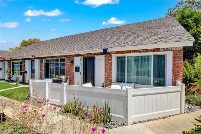 153 Lexington, Costa Mesa, CA 92626