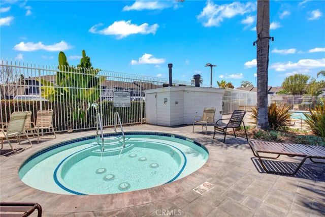 153 Lexington, Costa Mesa, CA 92626