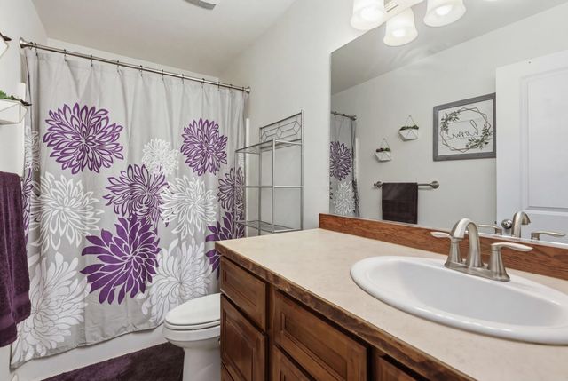 19925 E 1st Ct, Spokane Valley, WA 99016