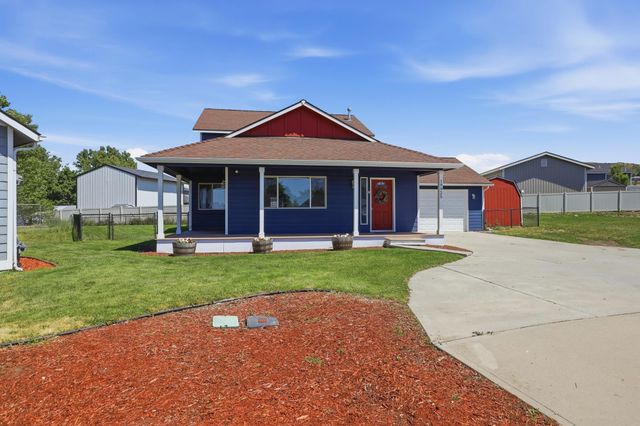 19925 E 1st Ct, Spokane Valley, WA 99016