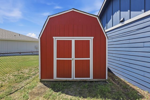 19925 E 1st Ct, Spokane Valley, WA 99016