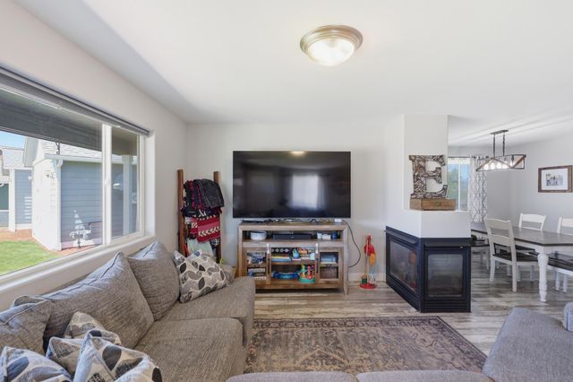 19925 E 1st Ct, Spokane Valley, WA 99016